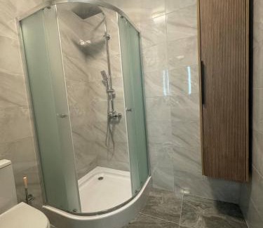 Lychakivskyi District Apartment | Просторі апартаменти у новобудові вул Вашингтона