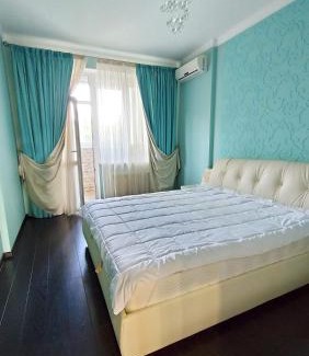 Dniprovs'kyi District Apartment | Просторі апартаменти