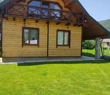 Snidavka Apartment | Садиба Федорчуків Гірська хатина 1