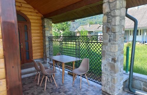 Snidavka Apartment | Садиба Федорчуків Гірська хатина 1