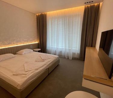 Pavlohrad Hotel | Смерекова хата