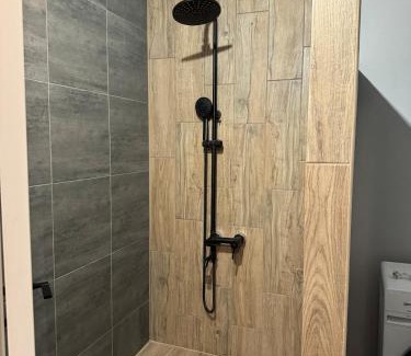 Cherkasy Apartment | Стильні апартаменти з двома окремими спальнями з панорамним видом на Дніпро!