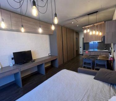 Pechers'kyi District Apartment | Студія в стилі лофт біля Виставкового центру