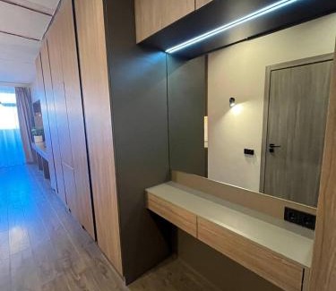 Pechers'kyi District Apartment | Студія в стилі лофт біля Виставкового центру