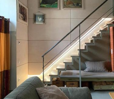 Mykolaiv Apartment | Студія з внутрішнім півповерхом.