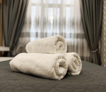 Sukhinovka Apartment | Сімейні апартаменти класу Люкс у Центрі - Мережа HELEN