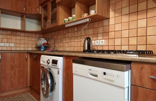 Ternopil Apartment | Трьохкімнатна квартира неподалік центру