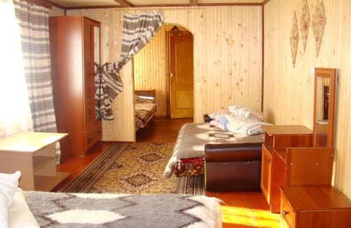 Verkhovyna House | У Ганнусі, Верховина