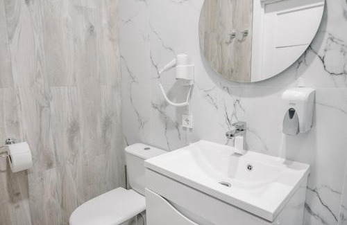 Lutsk Hotel | Чевермето-Ірен