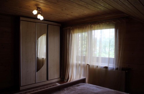 Verkhovyna Cabin | Чорногірський Вітер