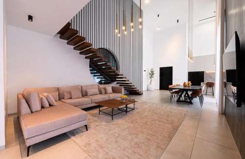 Hazor Haglilit Apartment | אחוזת דוד - וילה יוקרתית עם בריכה פרטית