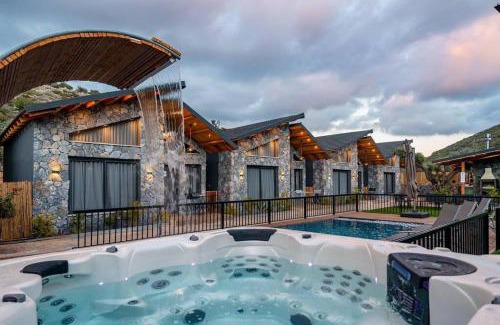 Yarka Villa | אחוזת המלכים - וילה מטורפת ומבודדת עם בריכה פרטית מחוממת ומקורה עם ג'קוזי