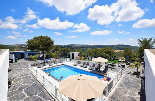 Yarka Bed & Breakfast | אחוזת מיקונוס - וילה יוונית מושלמת עם בריכה מחוממת