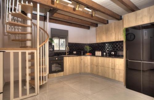 Safed Old City Apartment | אצולת אכסוף - Echsof