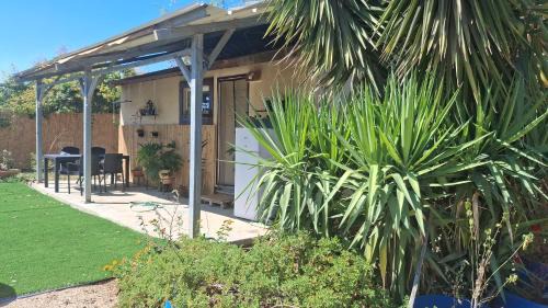 Eliad Ski Chalet | בקתת המפל