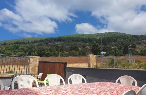 Shlomi Cabin | דרך הצבע בגליל Galilee Colours Experience