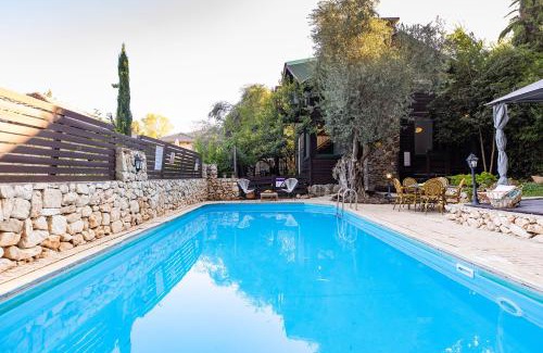 Rosh Pinna Villa | הבית בראש פינה - The House