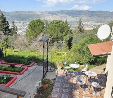 Michmanim Apartment | הבית ליד הבוסתן