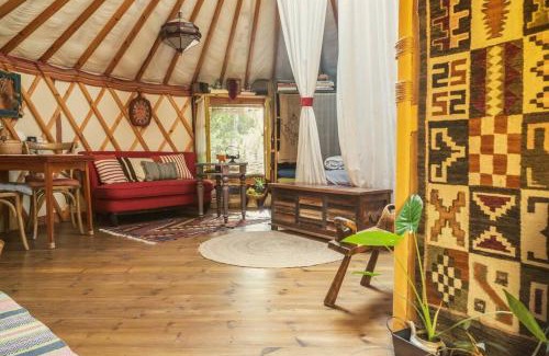 Abirim House | "היורט באבירים" מסע בזמן אל פשטות, שקט וחיבור לטבע