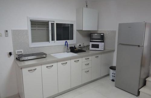 Nahariya Apartment | המקום ברותם
