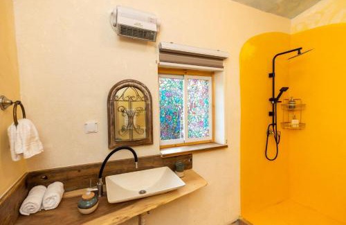 Rosh Pinna House | הפינה שלה -Hapina shella ראש פינה העתיקה