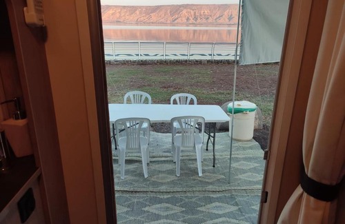 Tiberias Other | טבע של קרוואן