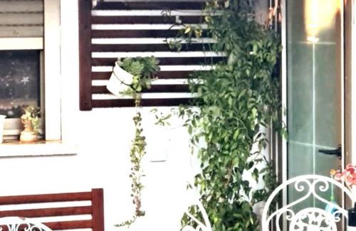 Emek Izrael Apartment | יחידת דיור נעימה, יפה ומוארת עם חצר קדמית גדולה