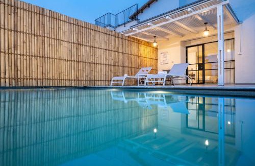 Kfar Vradim Bed & Breakfast | מרי וסימון - סוויטות יוקרה כפר ורדים