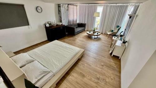 Nahariya Apartment | סוויטת בוטיק על הים