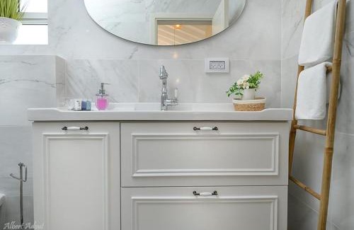 Dafna Ski Chalet | סוויטת בוסתן ונחל