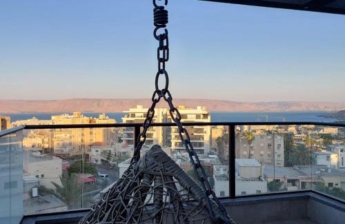 Tiberias Apartment | פנטאהוז 7 חדרים עם בריכה ונוף מטריף בטבריה קרית שמואל