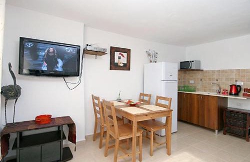 Katzrin Cabin | צימרים מעיין קצרין