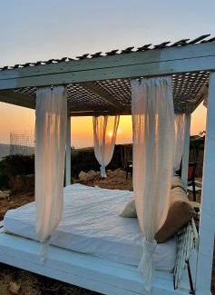 Gita Other | צלילי השקט- היורט מול הנוף