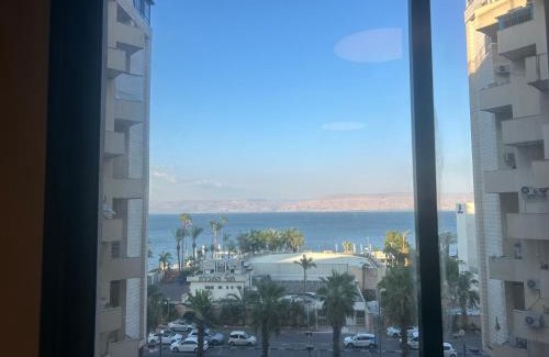 Tiberias Old City Apartment | תכלת על הכינרת Light blue on the Kinneret lake