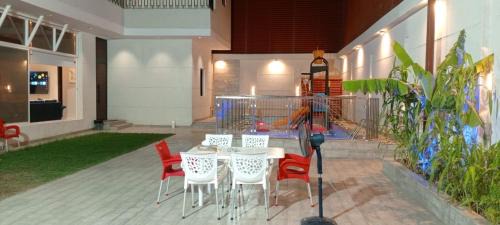 Al Kura Ski Chalet | استراحة غريس الجديدة