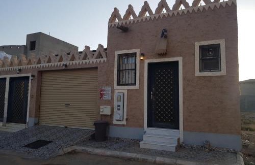 Unaizah Ski Chalet | داريا