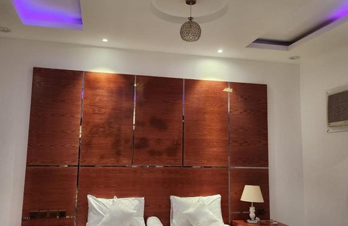 Jizan Ski Chalet | شاليهات ليالي السعادة