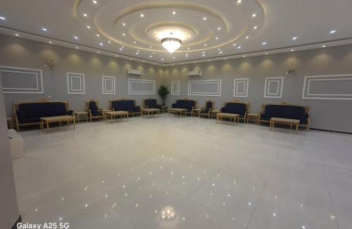 AlUla Ski Chalet | شاليه ايفا