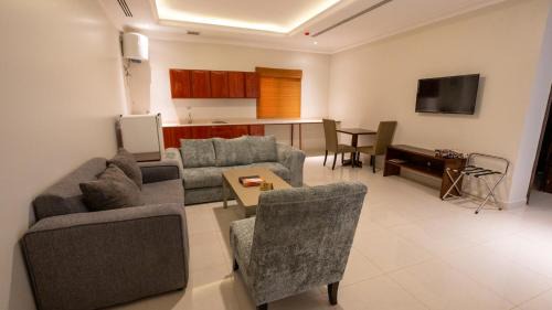 Al Ulaya Hotel | شركة حديقة لينا للشقق المخدومة - 5