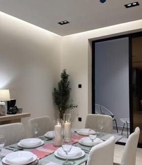 Al Khobar Apartment | شقة فاخرة بثلاث غرف نوم وصالة