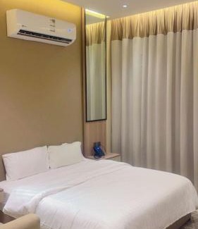 Al Mahdiyah Hotel | شقق روشن ان للشقق المخدومة