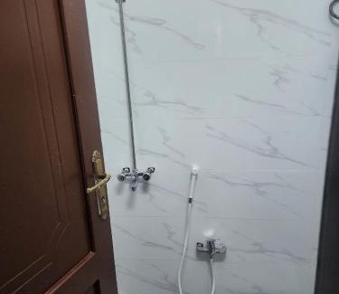 Tabuk Apartment | غرفة وصاله العزام نزل