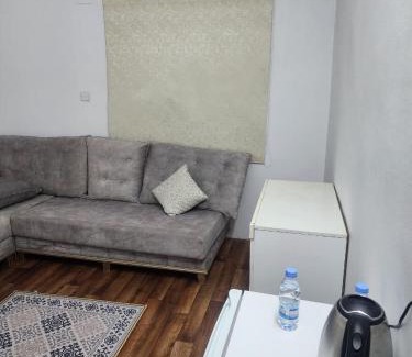 Tabuk Apartment | غرفة وصاله العزام نزل