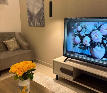 Mizail Apartment | غرفتين وصاله هادئه