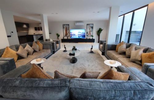 Al Sulimania Villa | فلل لافيندا الفندقية