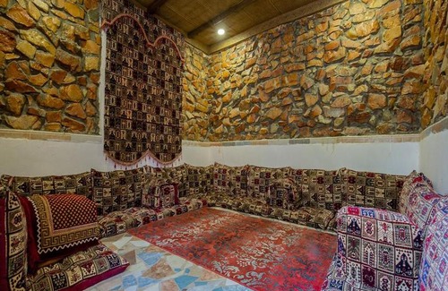 Buraydah Ski Chalet | قصر العروس