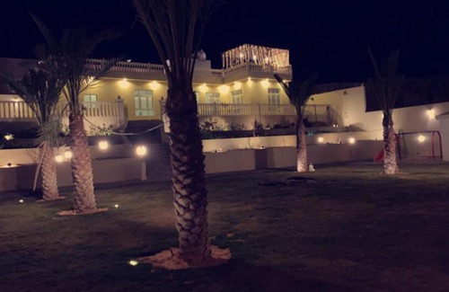 Riyadh House | منتجعكم في العمارية