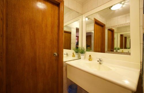 Dhahran Resort | منتجع شاطئ النخيل