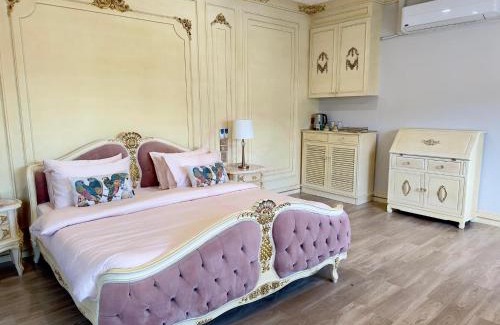 Chatuchak House | บ้านคุณนาย BaanKhunNaiPhaholyothin24