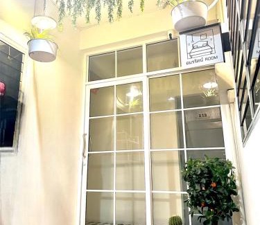 Rangsit Apartment | อมรรัตน์Room
